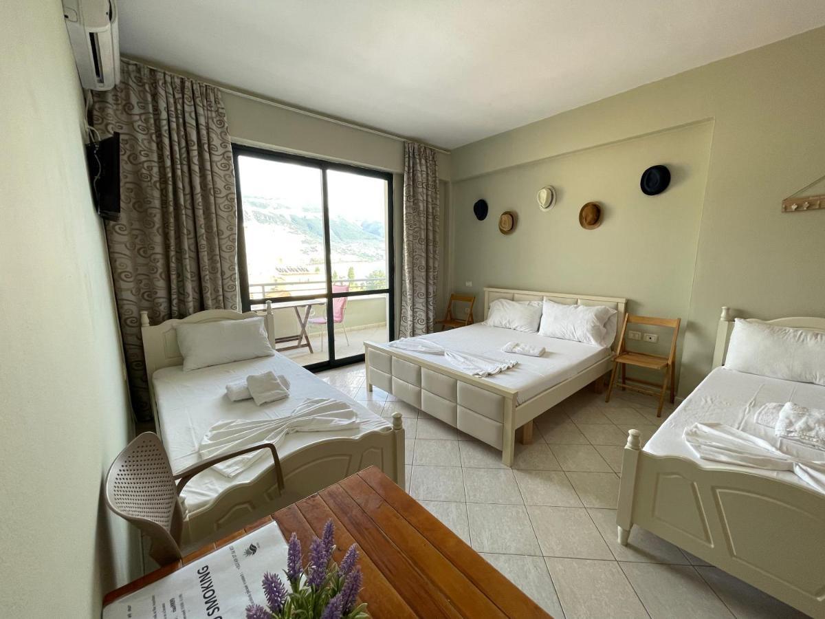 Rias Seaside Apartments Vlorë Eksteriør bilde