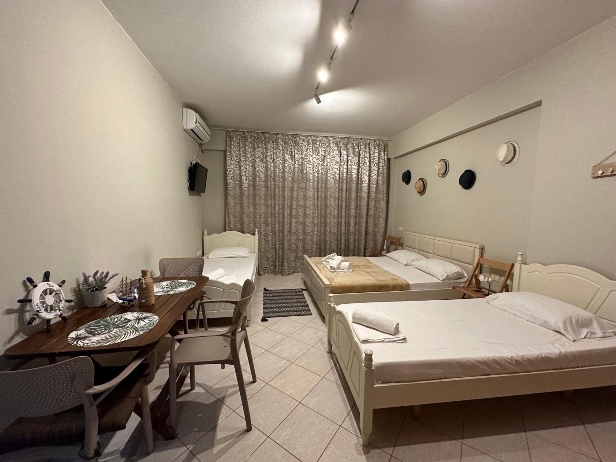 Rias Seaside Apartments Vlorë Eksteriør bilde
