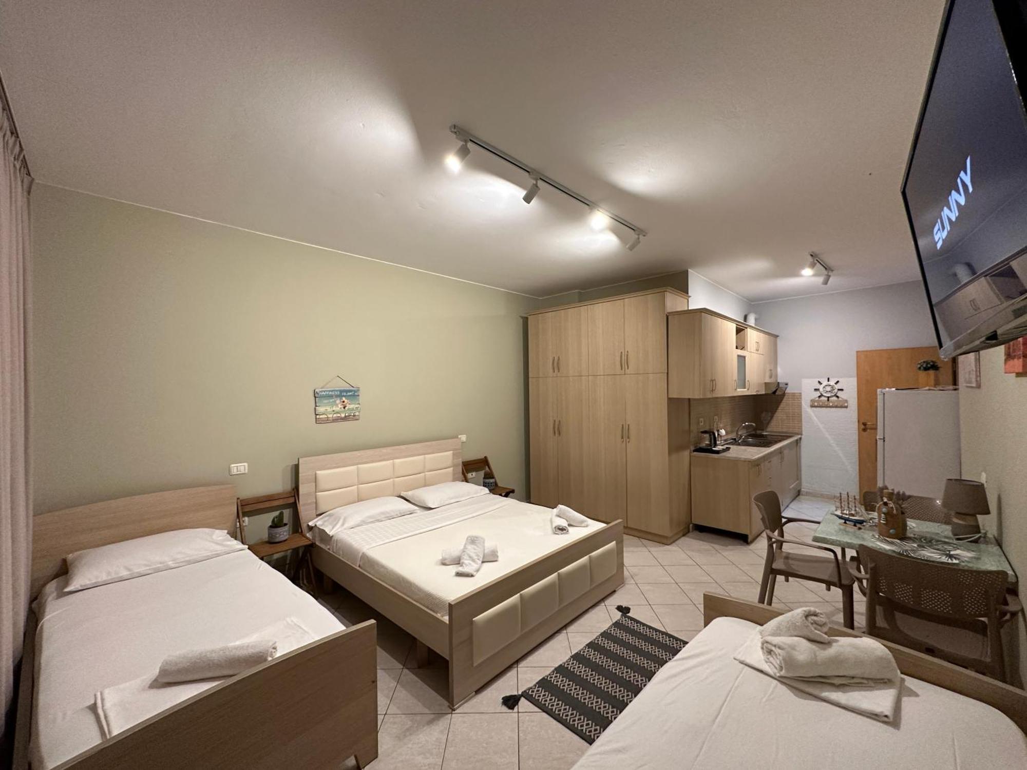 Rias Seaside Apartments Vlorë Eksteriør bilde